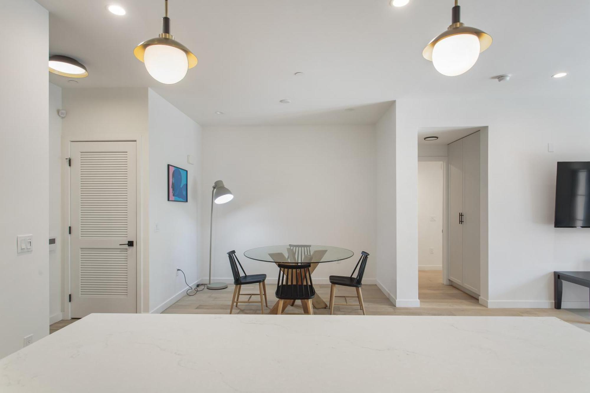 West Side Prime Location 2 Bedroom With Pool 로스앤젤레스 외부 사진