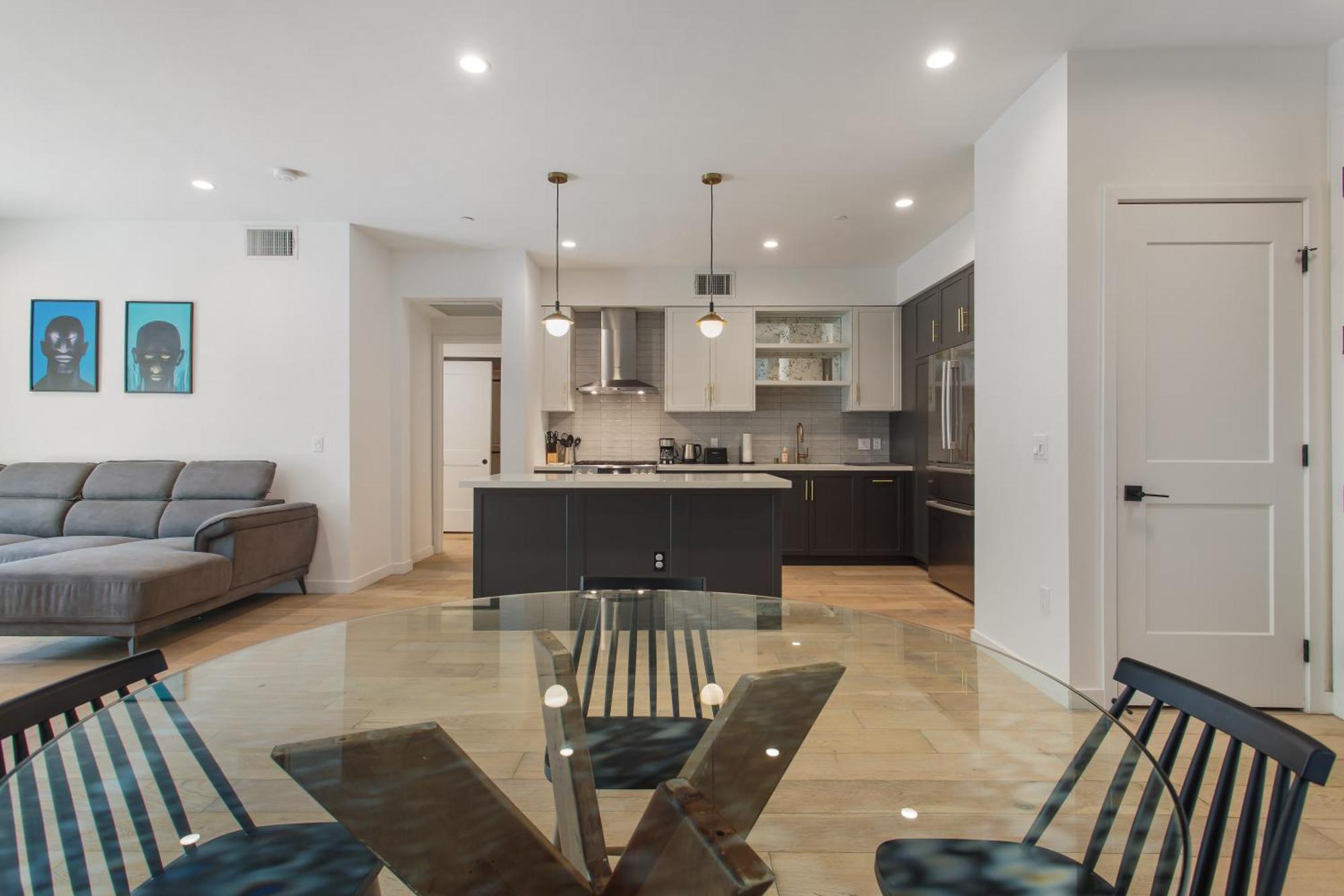 West Side Prime Location 2 Bedroom With Pool 로스앤젤레스 외부 사진