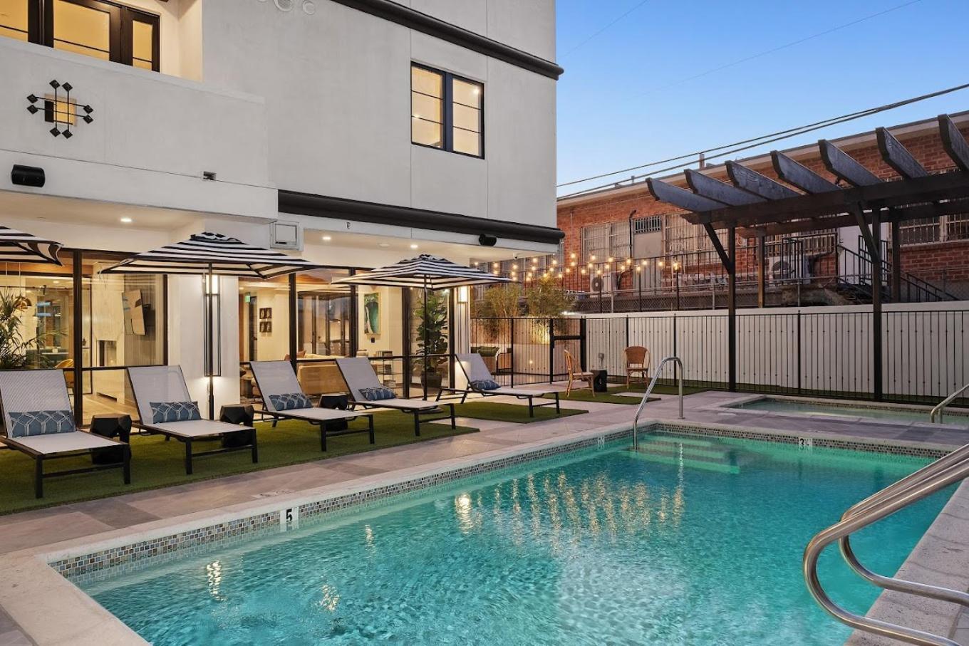 West Side Prime Location 2 Bedroom With Pool 로스앤젤레스 외부 사진